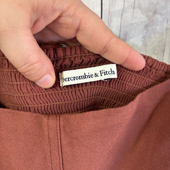 Abercrombie & Fitch Brown Crop Top - Picture 2 of 7